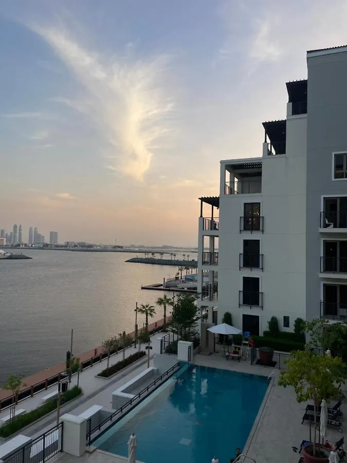 Sea View Apartment With Private Beach, Pool & Gym Dubai 0*,  United Arab Emirates